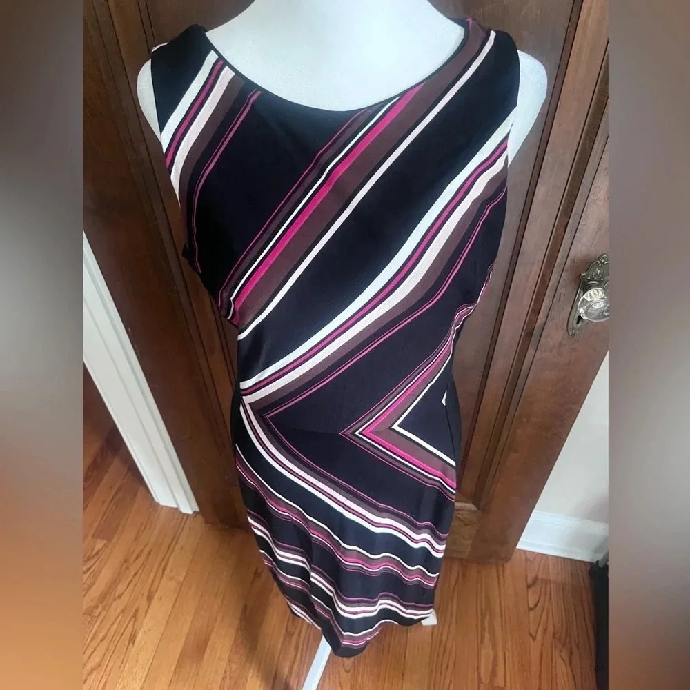 White House Black Market Black and Pint Chevron Striped Midi Dress Women Size 8 - Picture 3 of 10